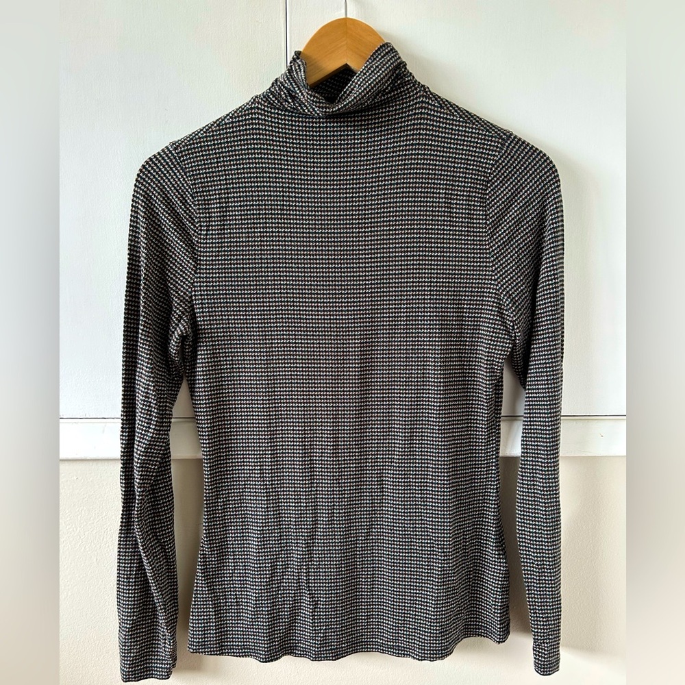 RW&CO. Black and Brown Houndstooth Knit Top